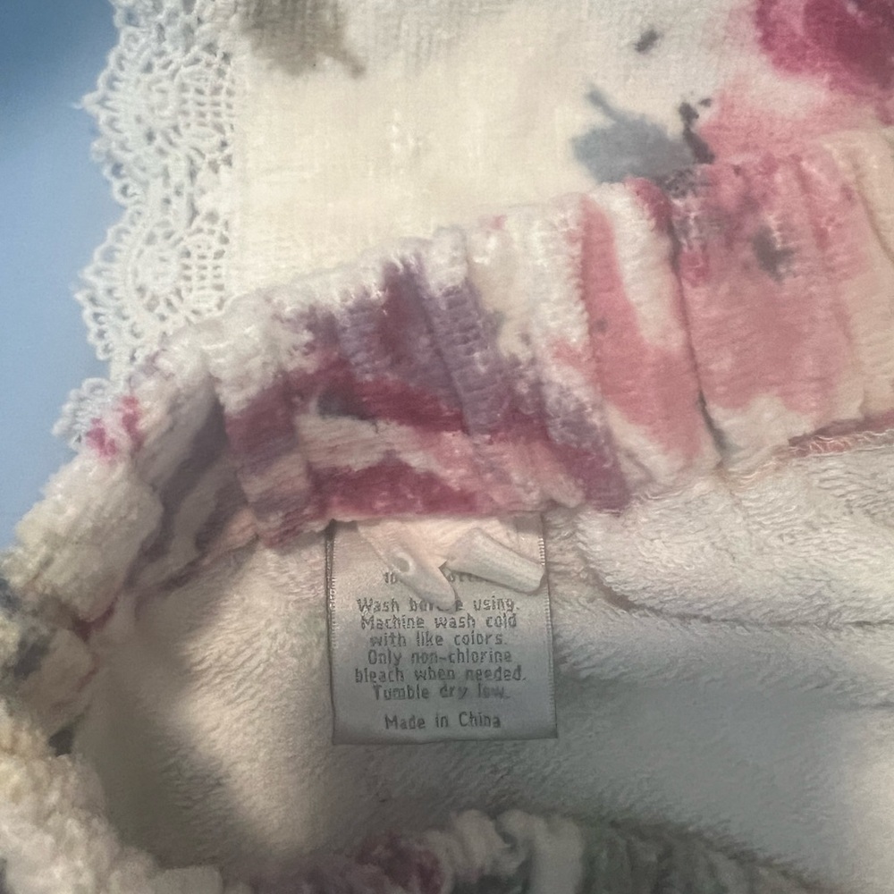 Lauren Conrad Towel Wrap - Picture 3 of 3